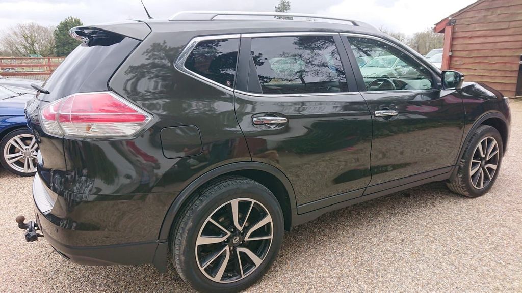 Used Nissan XTrail 2015 for sale in Burnham, Slough